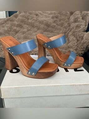 SCHUTZ Blue Leather Wooden Block Heel Mule Sandals Size 5B NWT / NIB